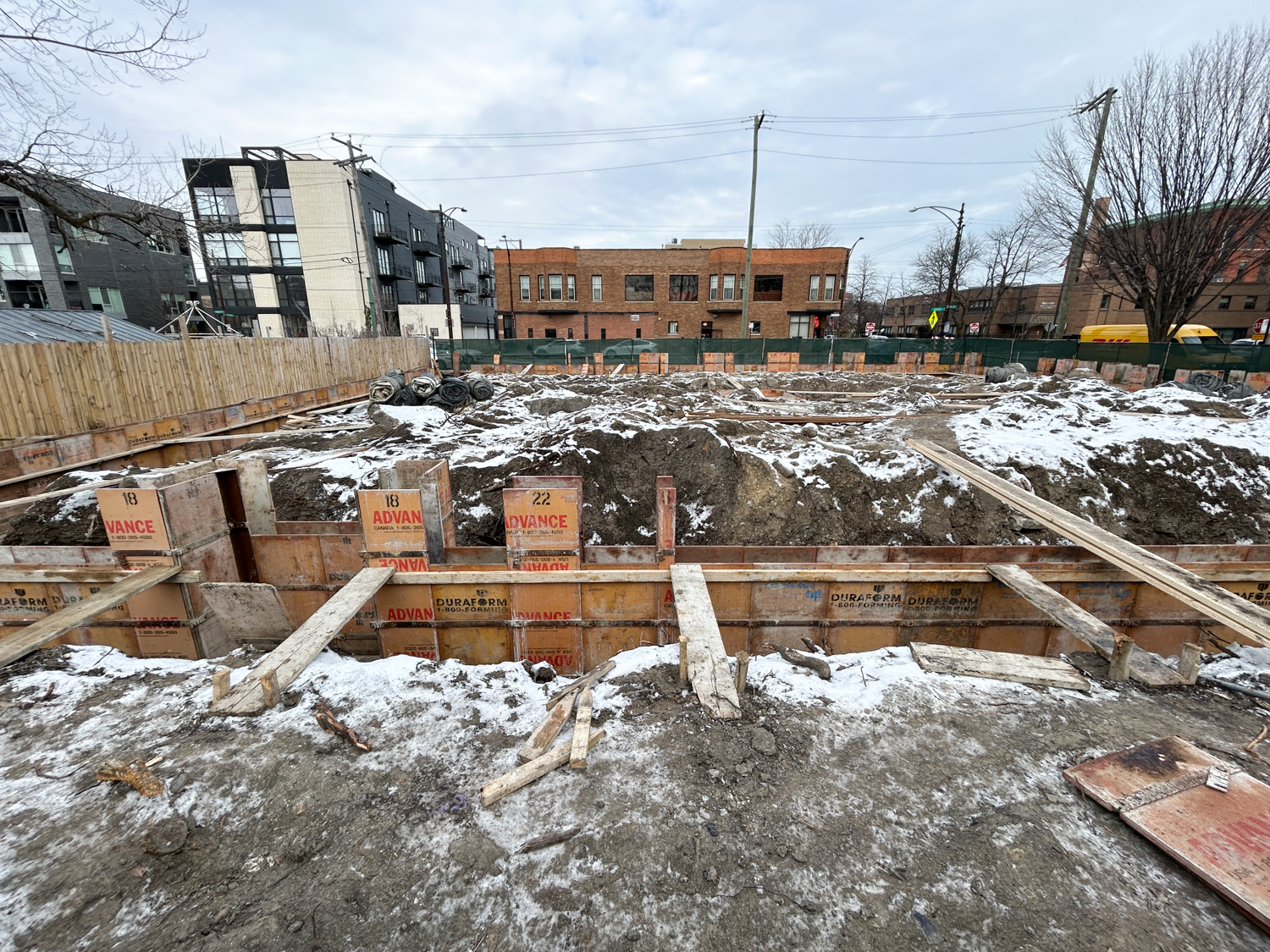 1701 West Grand Avenue construction