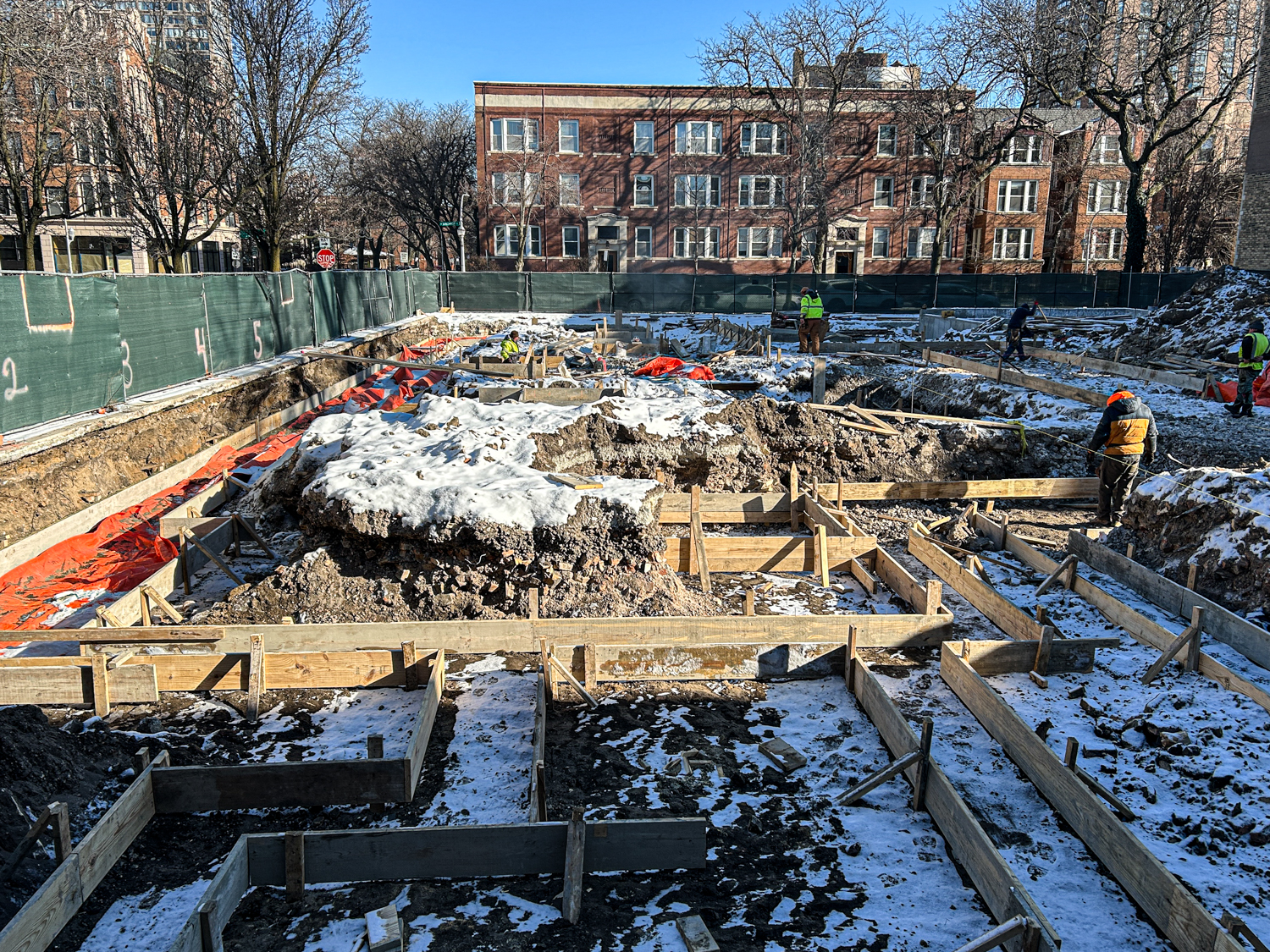 1101 West Berwyn Avenue construction