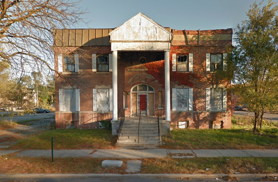 Peter Sterniuk is the architect of record for the new building. Few details were included with the permit; only balconies are mentioned as included features.