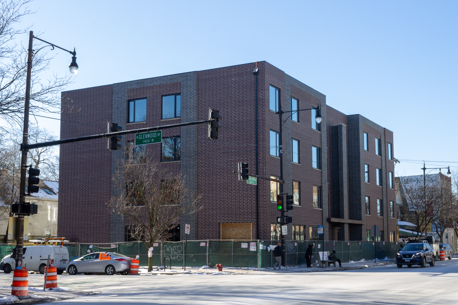 6350 North Glenwood Avenue construction