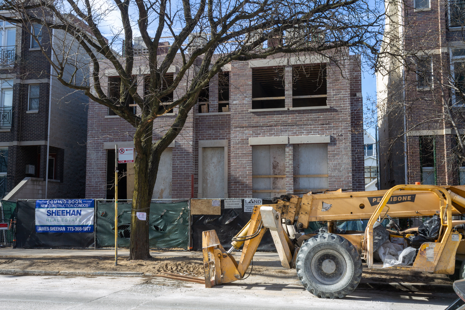 3036 North Sheffield Avenue construction