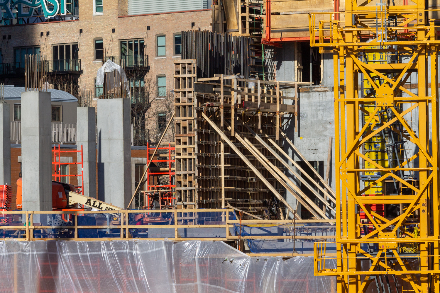 400 Lake Shore North Tower January 2025 construction