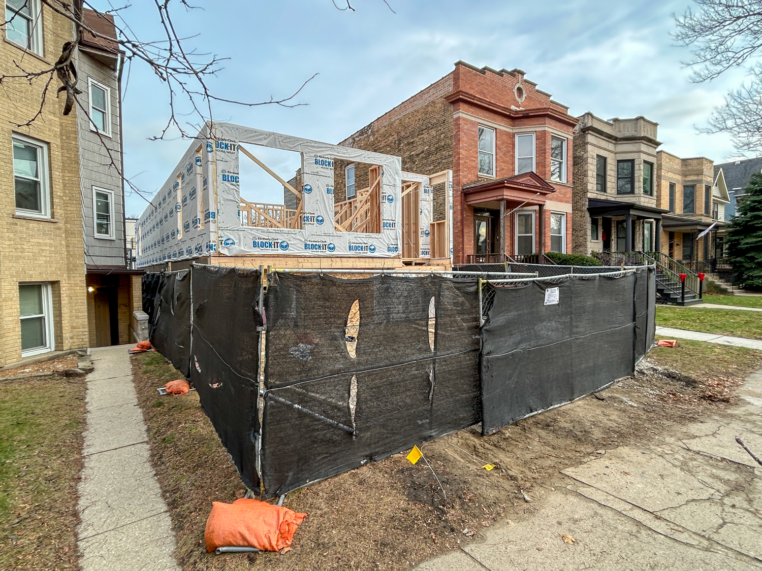 4243 North Damen Avenue construction