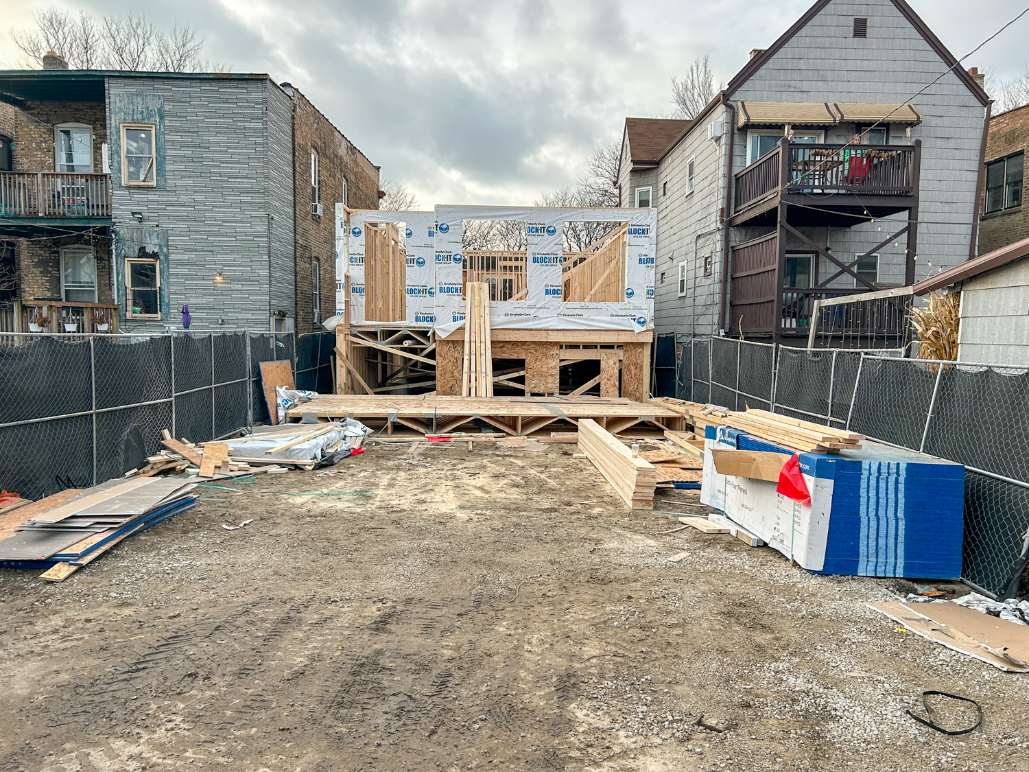 4243 North Damen Avenue construction