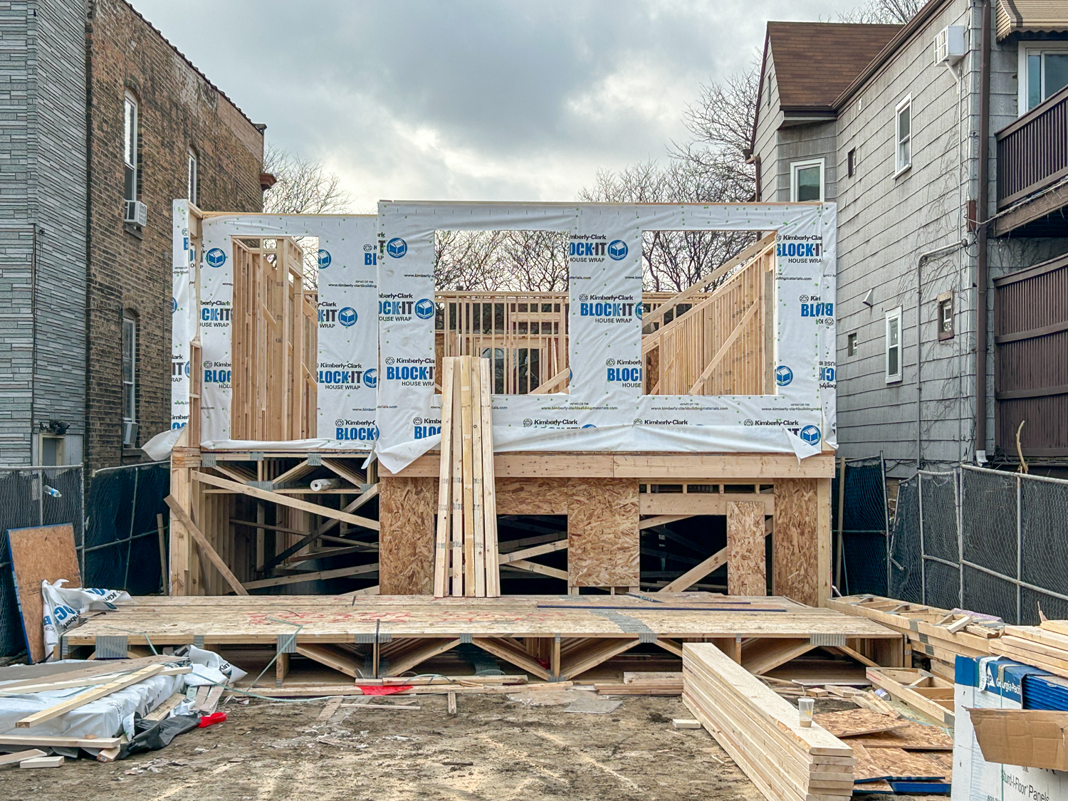 4243 North Damen Avenue construction