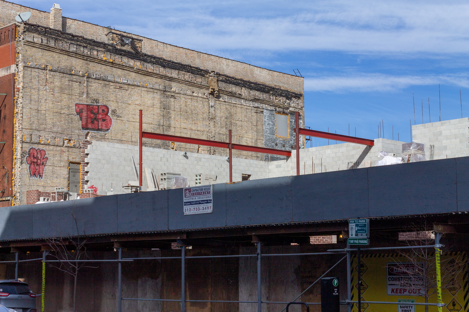 3037 North Lincoln Avenue construction