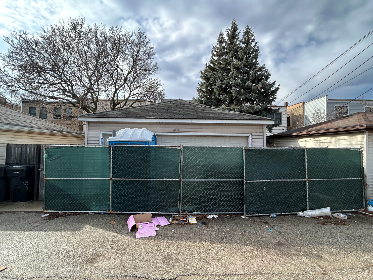 3711 North Oakley Avenue demolition permitted