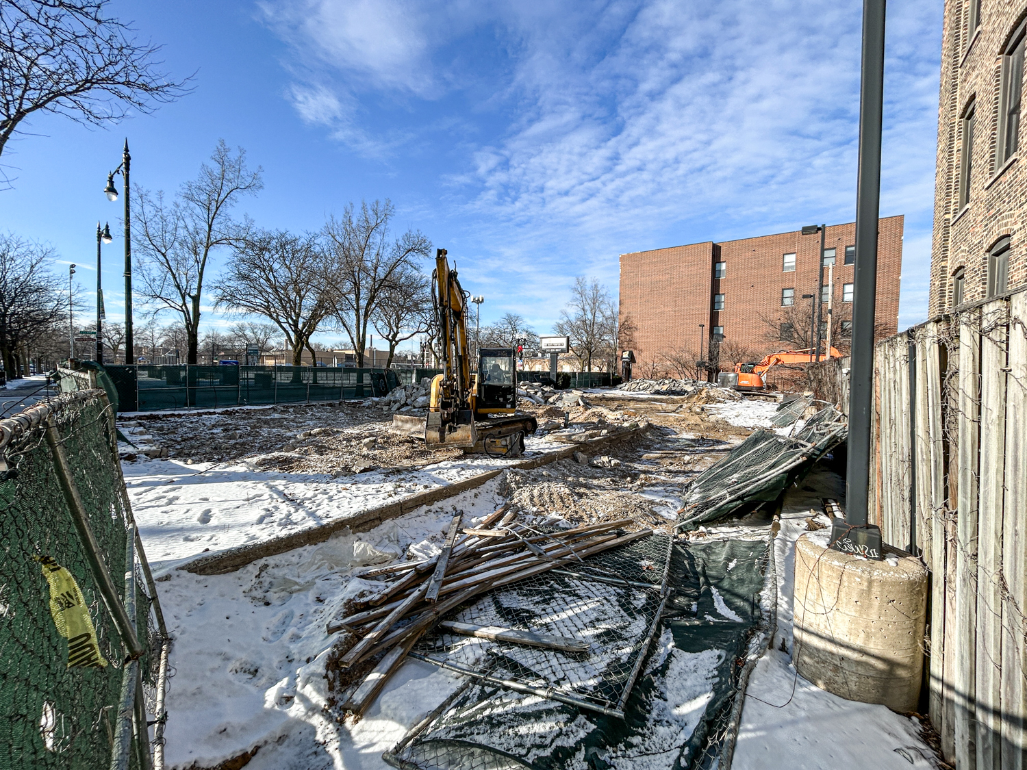 4713 North Clark Street construction