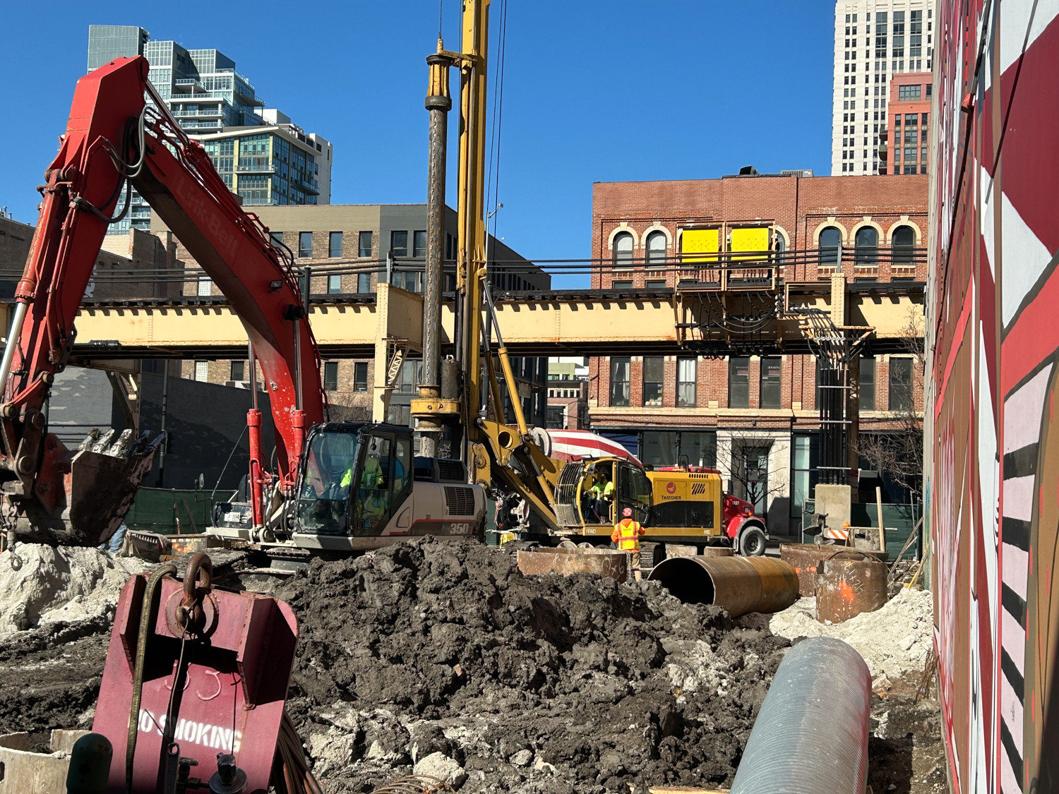 https://chicagoyimby.com/2024/08/fast-track-gets-a-demolition-permit-49-apartments-on-deck-for-629-west-lake-street.html