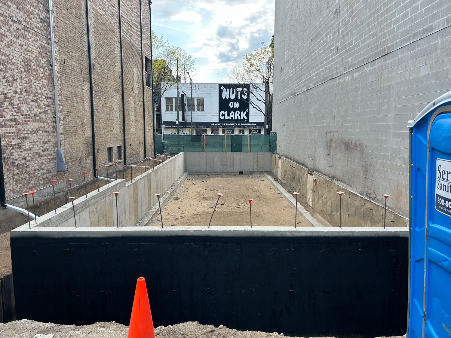 3839 North Clark Street addition construction