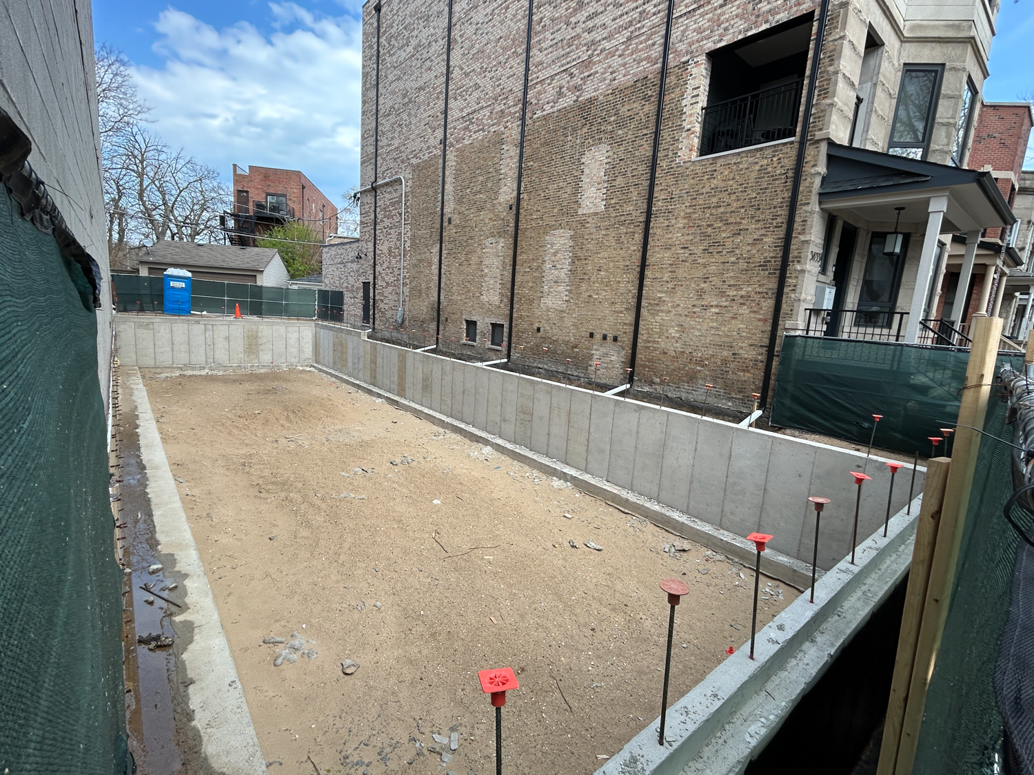3839 North Clark Street addition construction