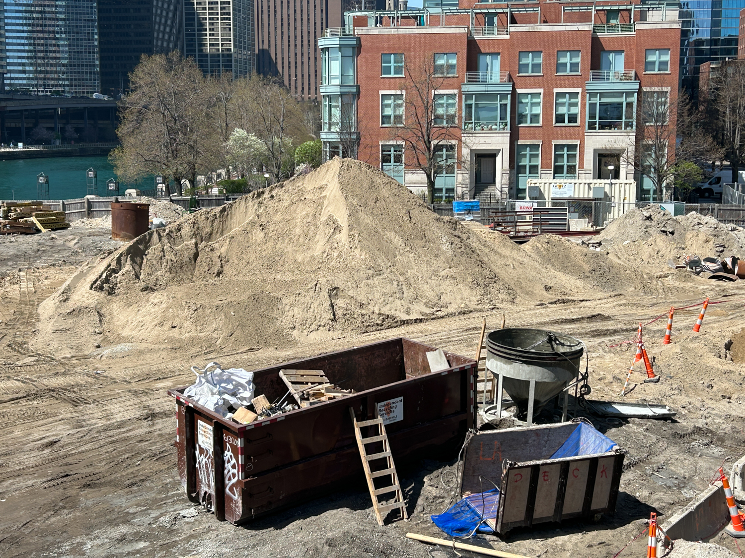 400 Lake Shore late April 2025 progress