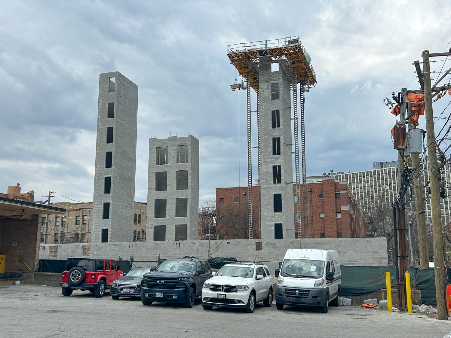537 West Drummond Place construction progress