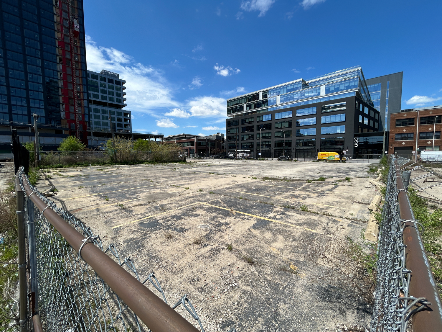 1325 West Fulton Sales Center construction