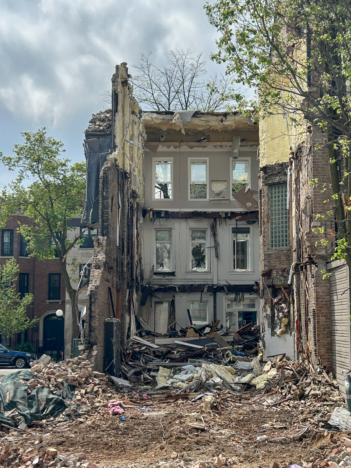 1935 North Mohawk Street demolition update and permit issued