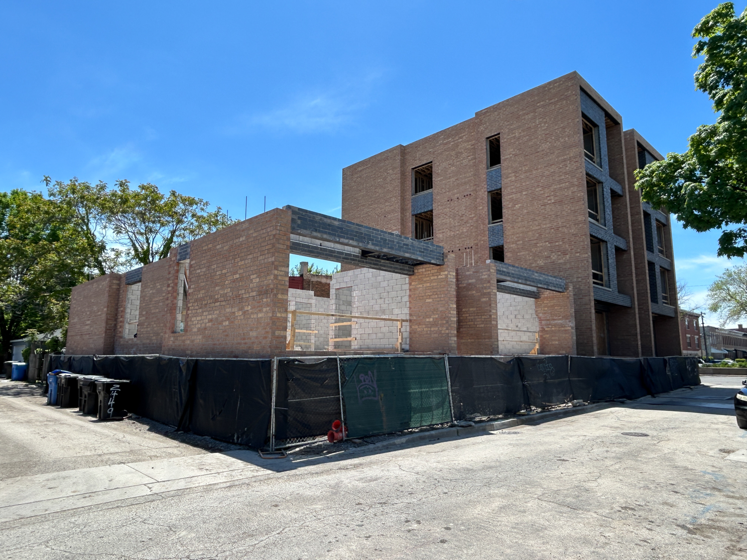 2351-2355 West Flournoy Street construction progress