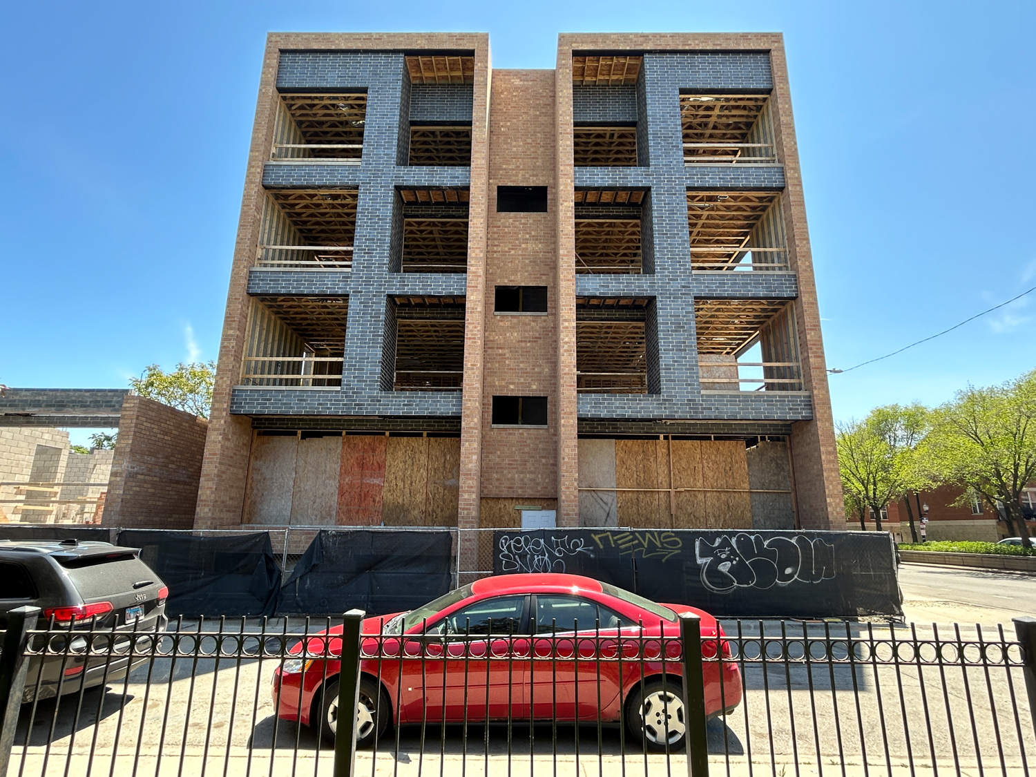 2351-2355 West Flournoy Street construction progress
