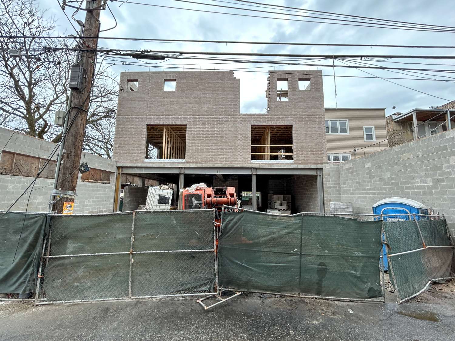 2405 West Sunnyside construction progress