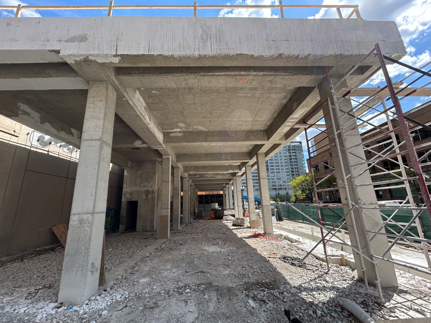 629 West Lake Street construction update