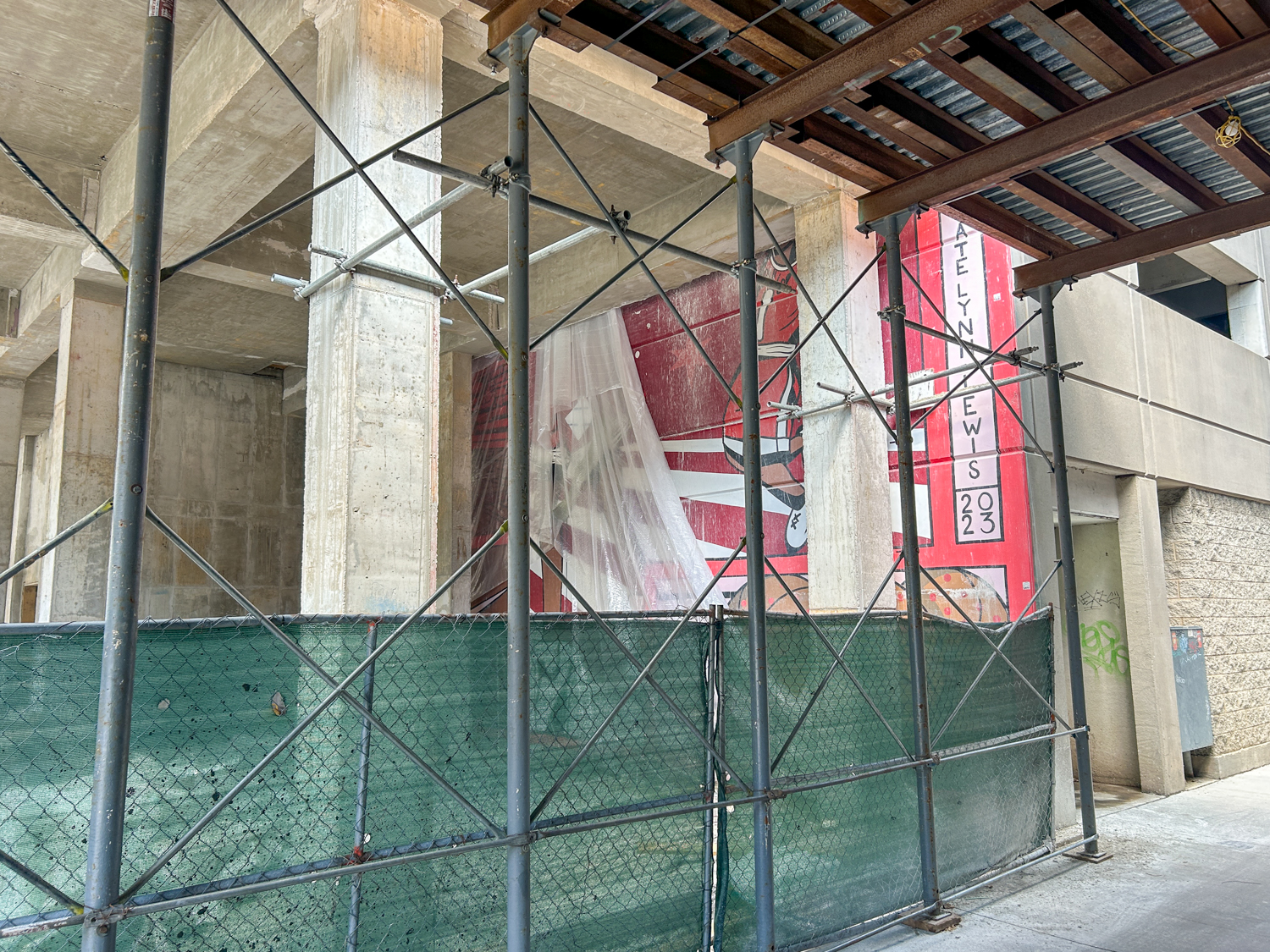 629 West Lake Street construction update