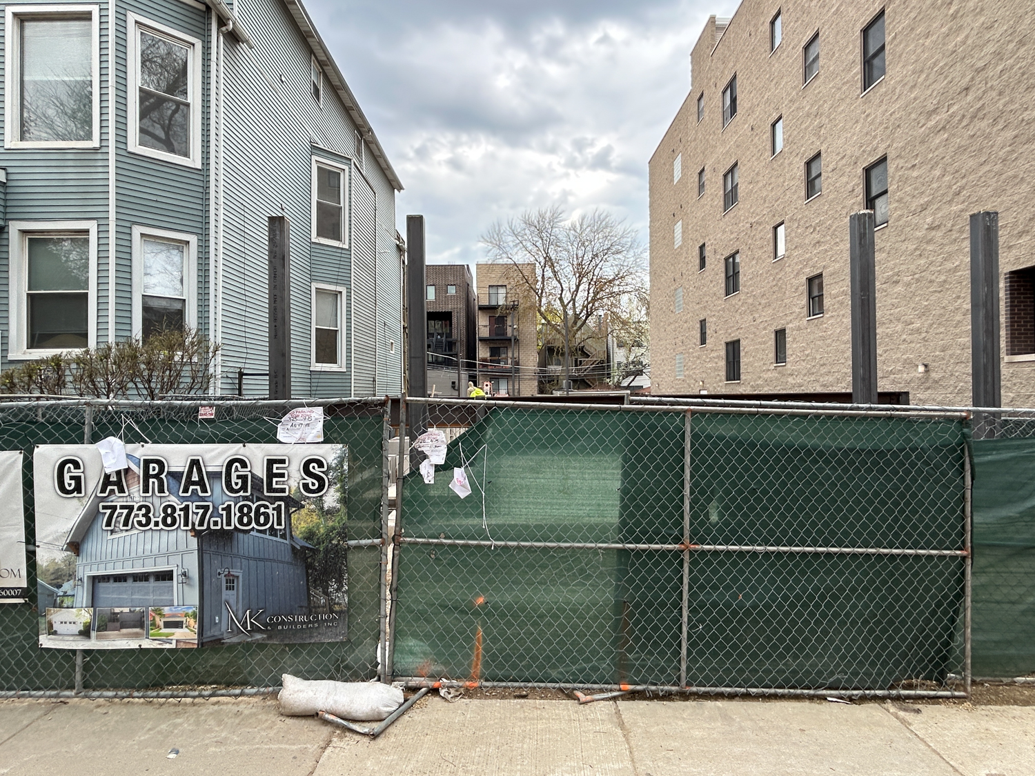 822 West Aldine Avenue construction progress