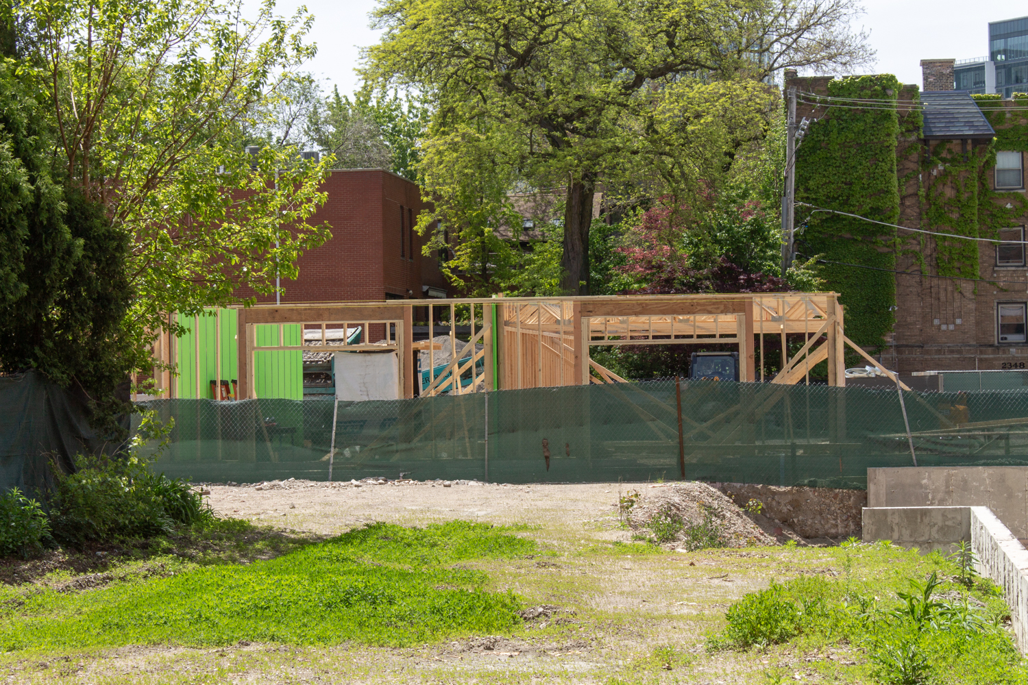 Cambridge Avenue townhomes construction