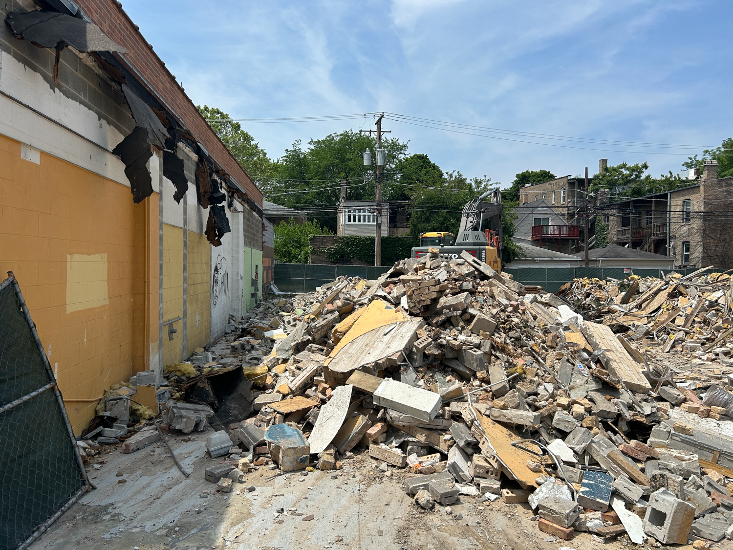 3650 North Ashland Avenue demolition for Tucker Pup's