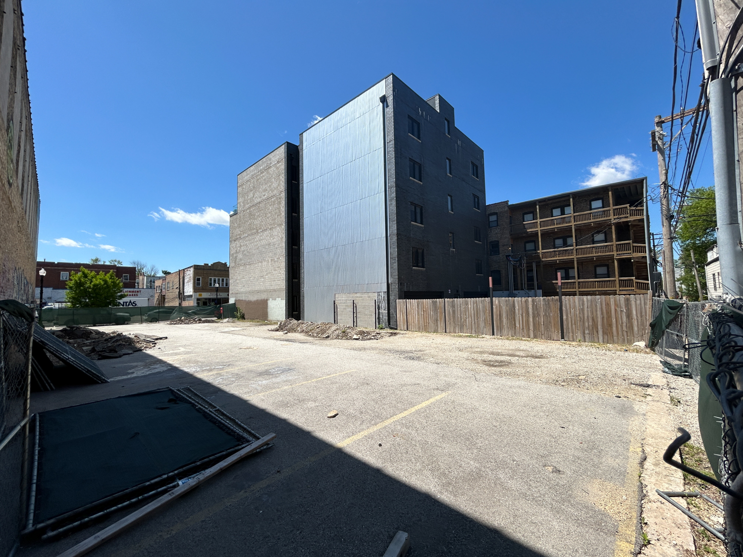 2206 West Lawrence Avenue construction permitted