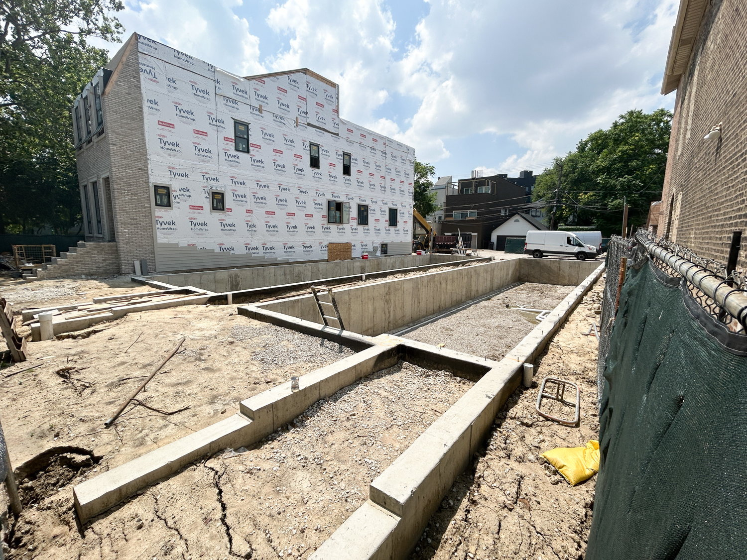 2222-2228 Southport Avenue SFR construction