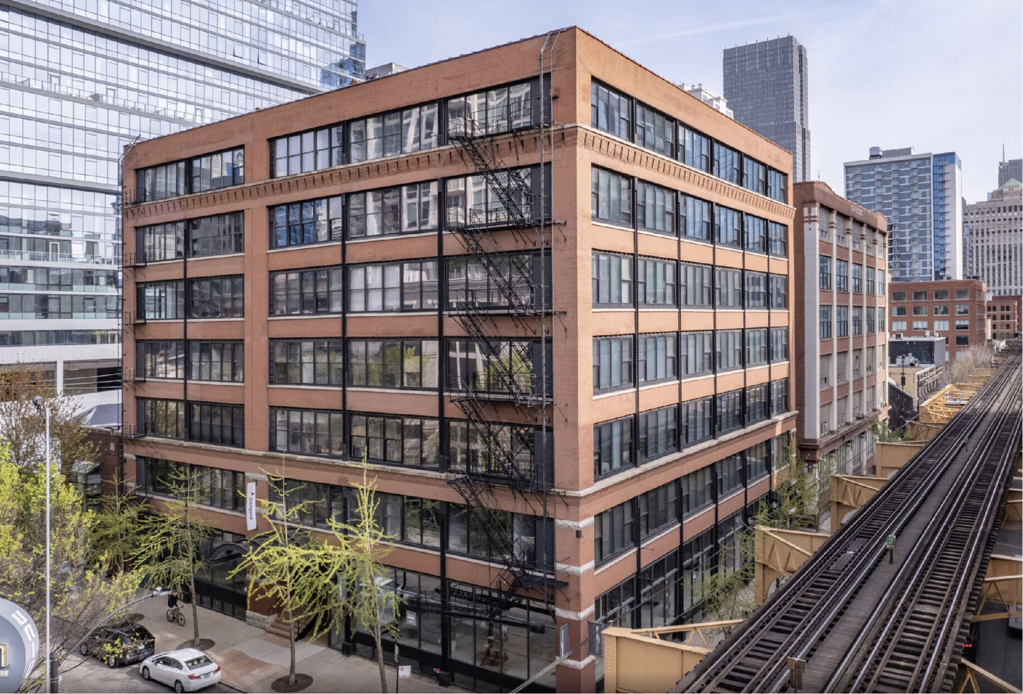 223 W Erie Street, Chicago Credit Loopnet