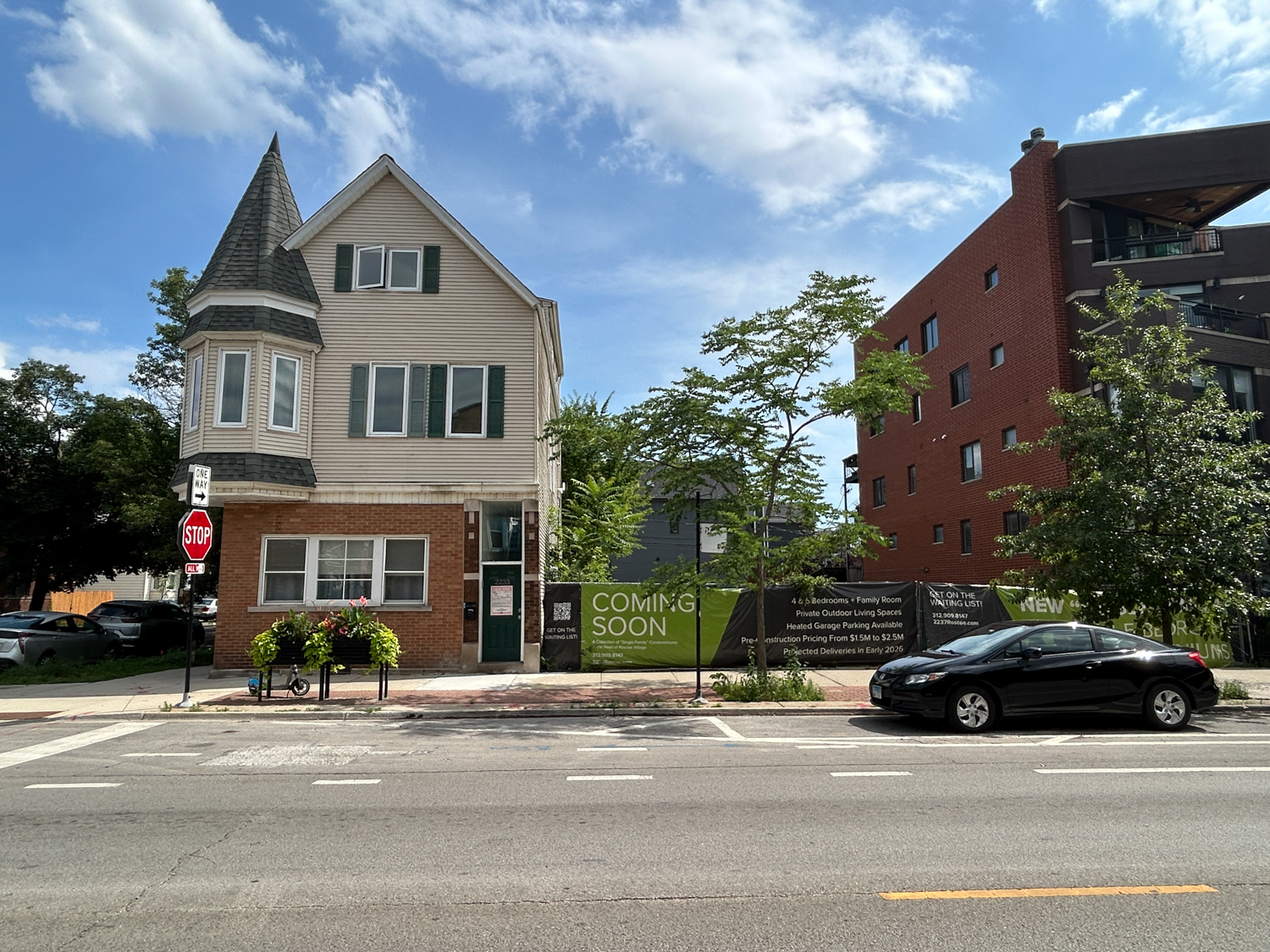 2235 Roscoe demolition and permit information