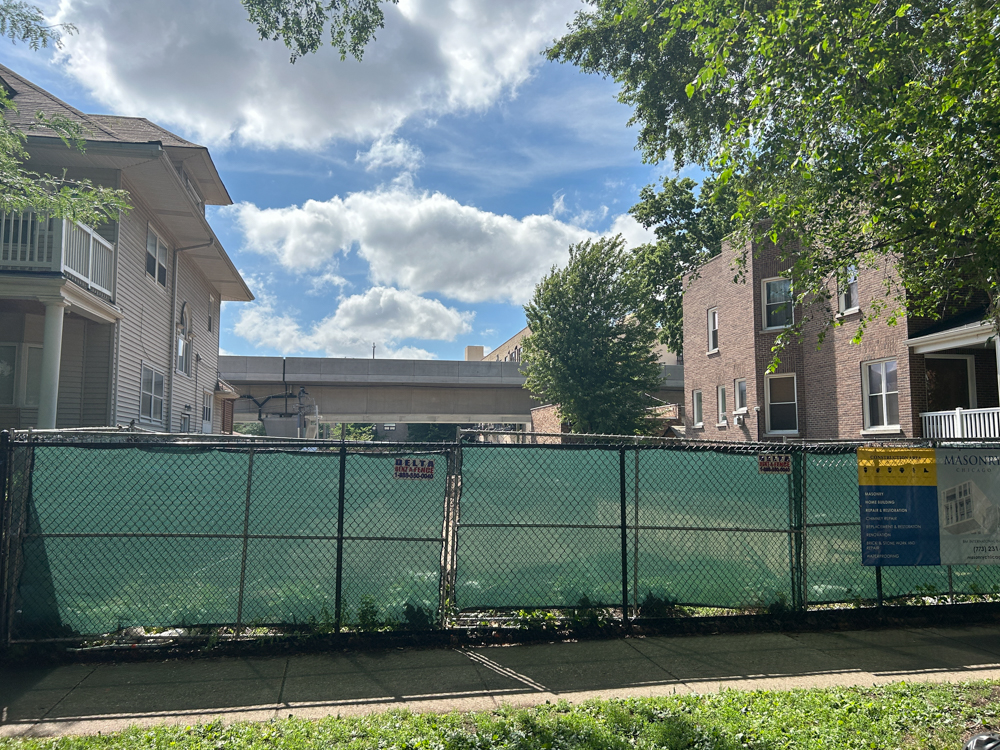 5428 North WInthrop Avenue construction permitted