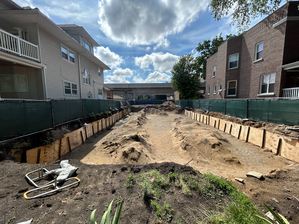 5428 North WInthrop Avenue construction permitted