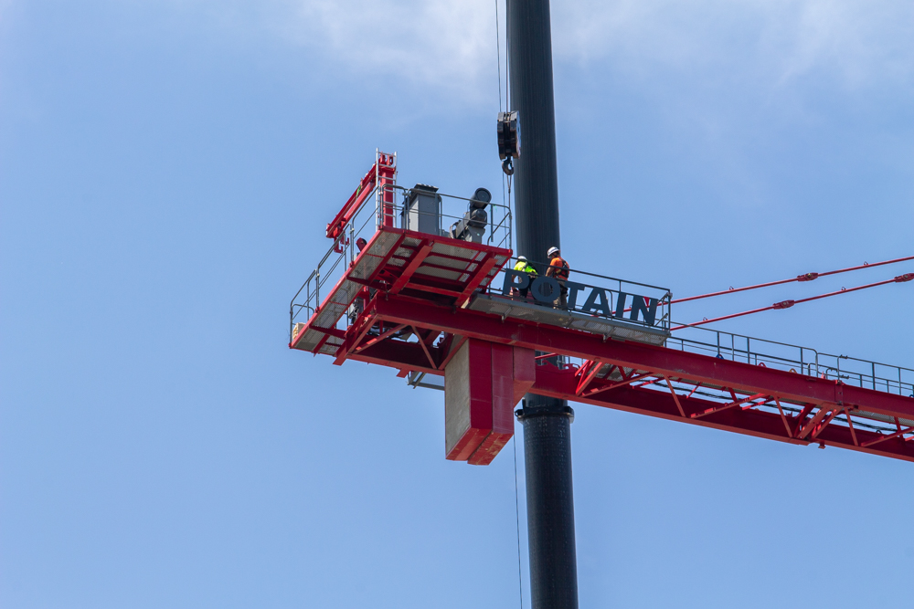Bally's Casino tower crane