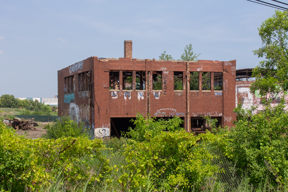 Damen Silos demolition, July 29, 2025