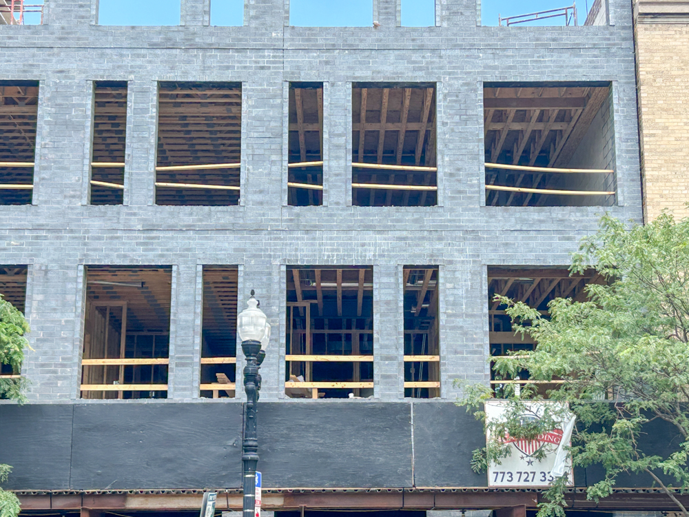 1950 West Lawrence Avenue construction update