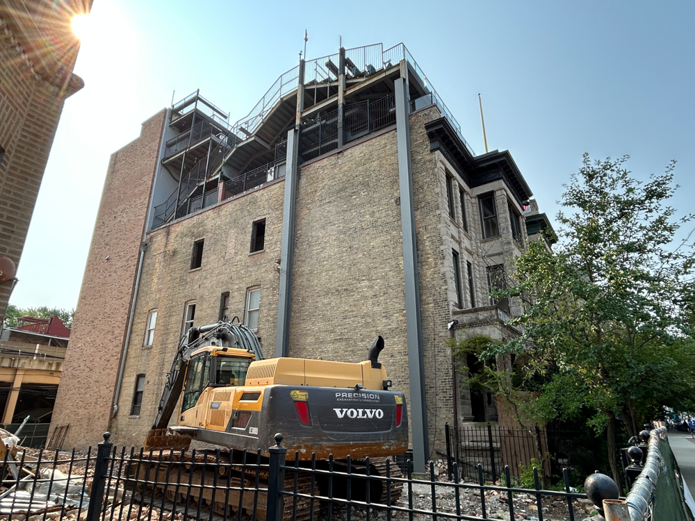 3627 North Sheffield Avenue demolition permitted