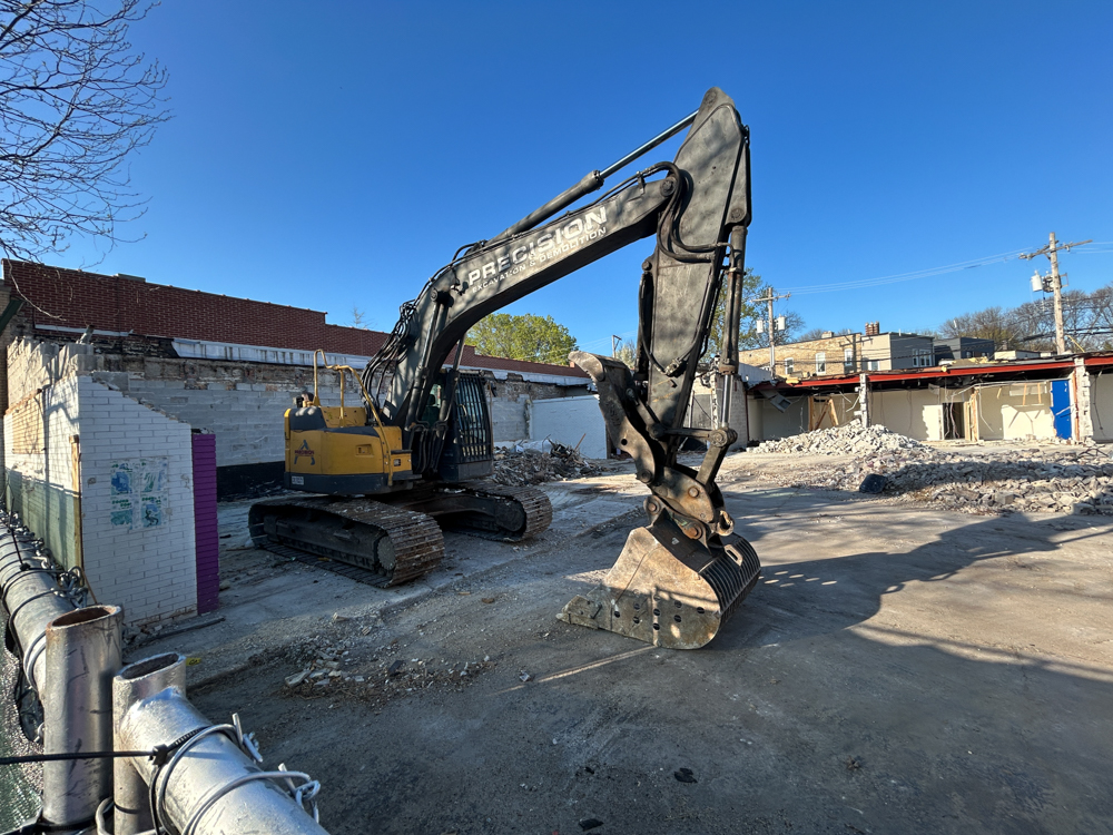 4309 North Lincoln Avenue demolition April 2025