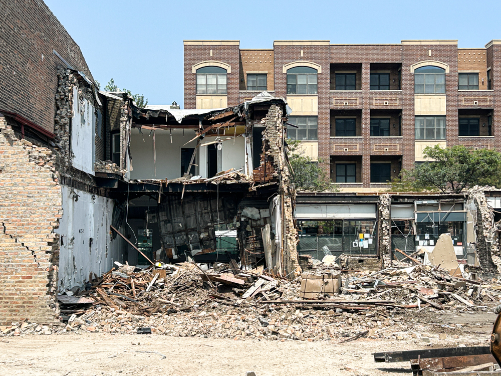 919 West Belmont construction permit issued