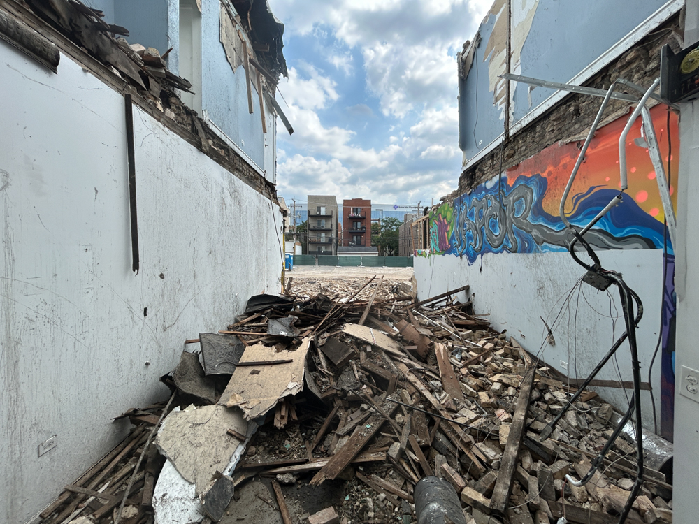 917-925 West Belmont Avenue demolition