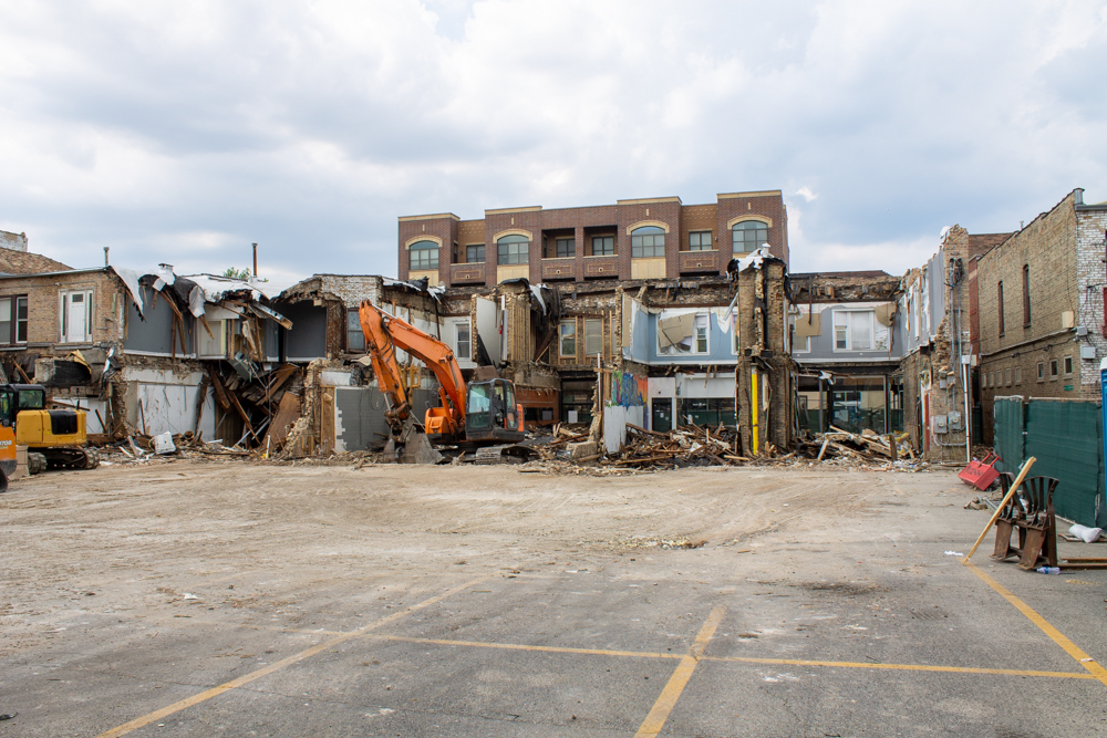 917-925 West Belmont Avenue demolition