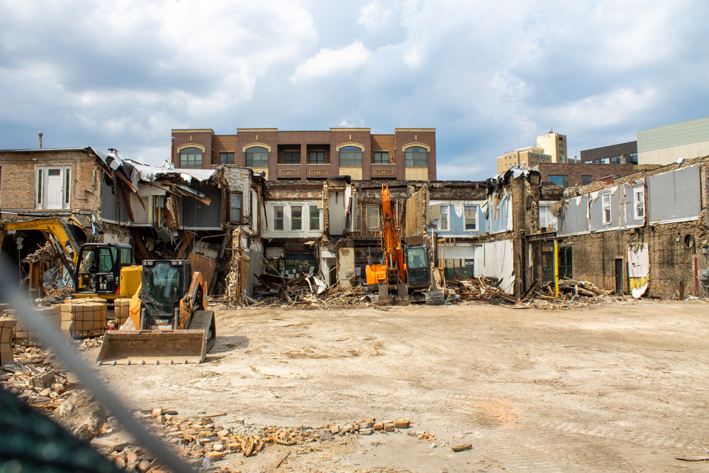 917-925 West Belmont Avenue demolition