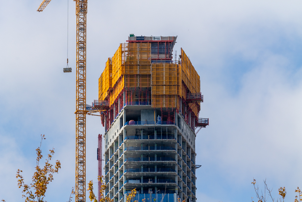400 Lake Shore North Tower September crane jump