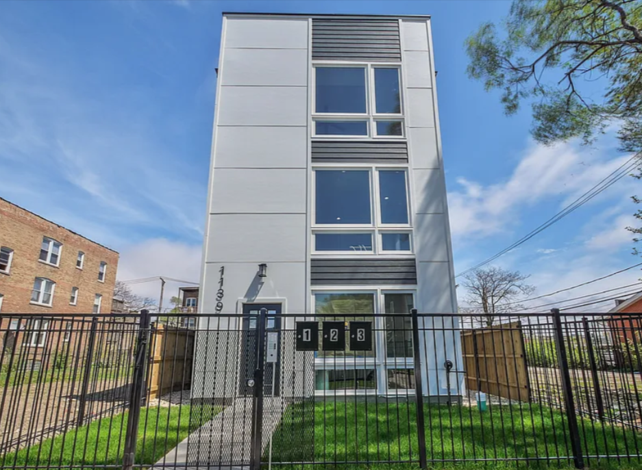 6423 South Rhodes Avenue construction permitted