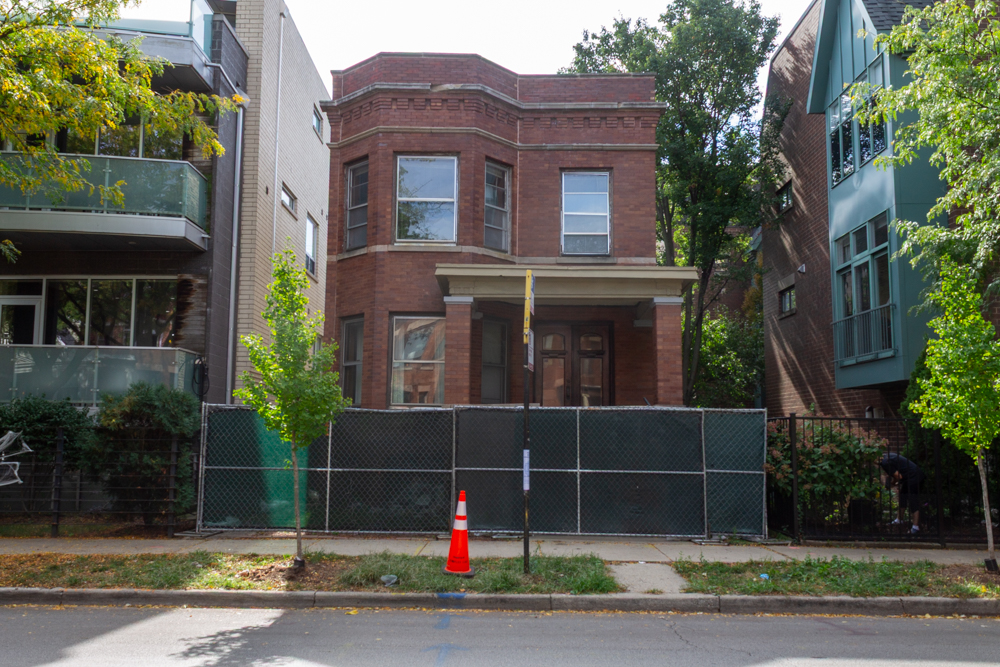 1441 West Diversey Parkway construction and demolition permitted