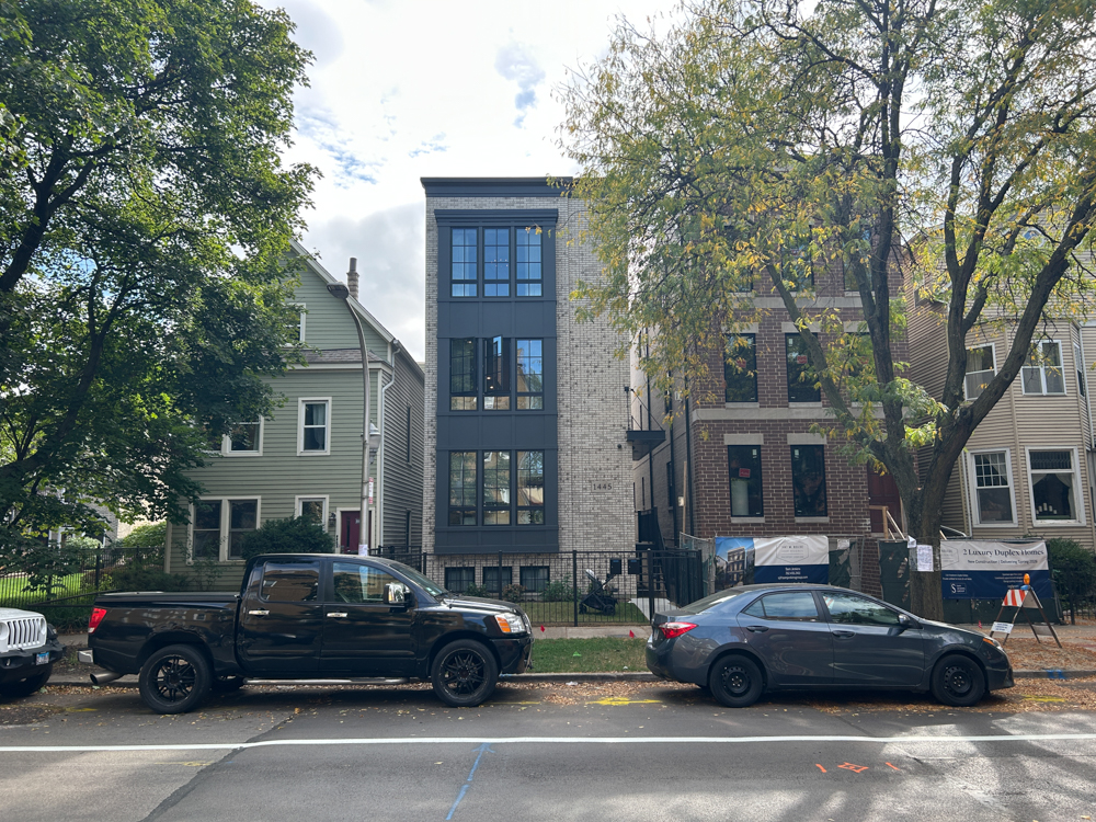 1443 West Roscoe Street construction permit