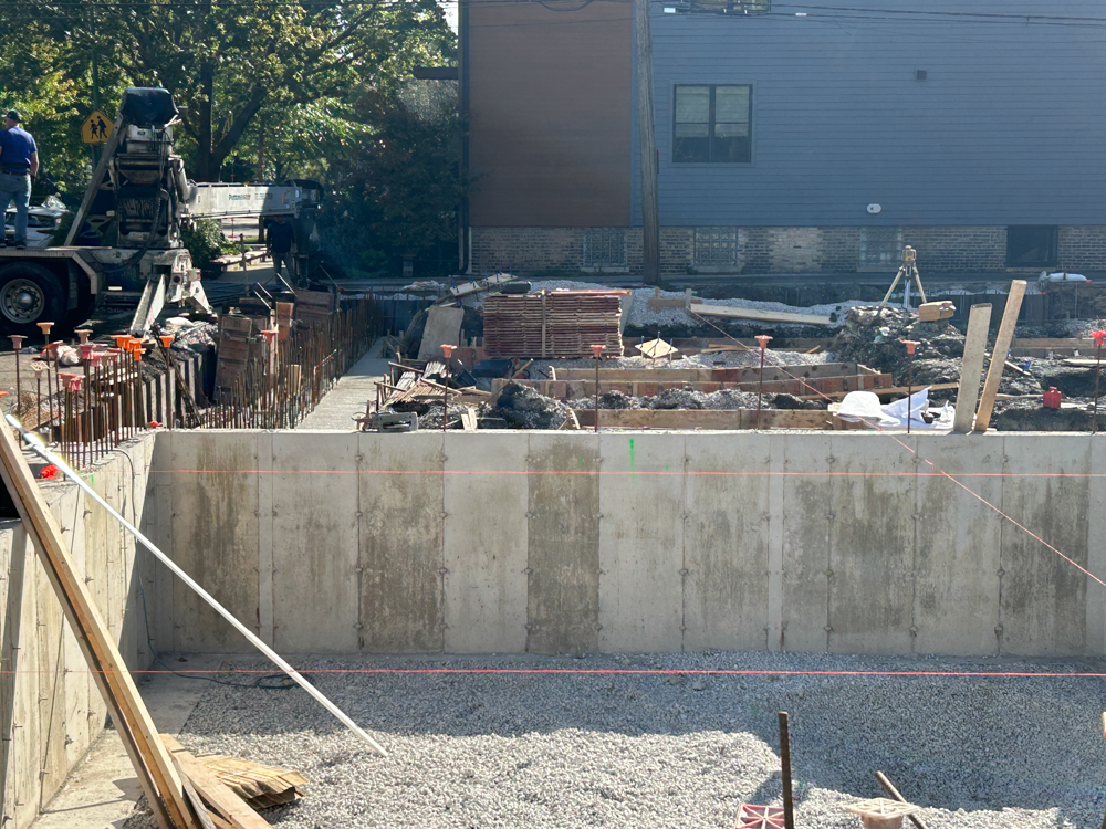 2237 Roscoe condominium construction underway