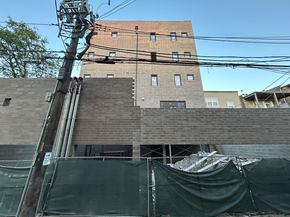 2405 West Sunnyside Avenue construction update