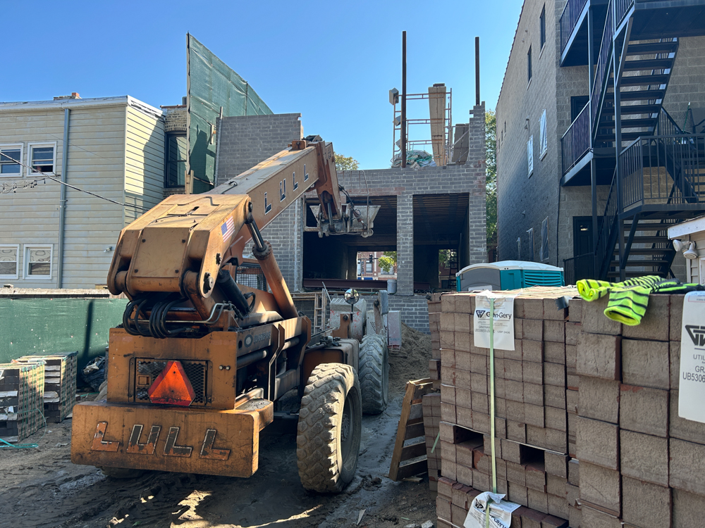 3740 North Racine Avenue construction progress