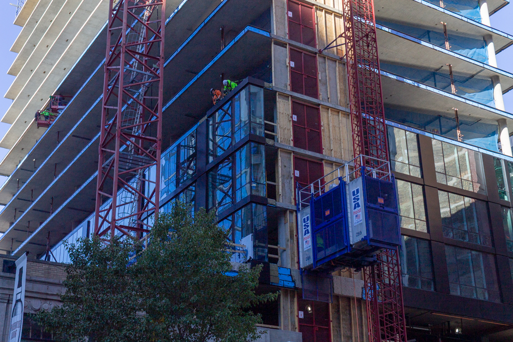 626 South Wabash tops out